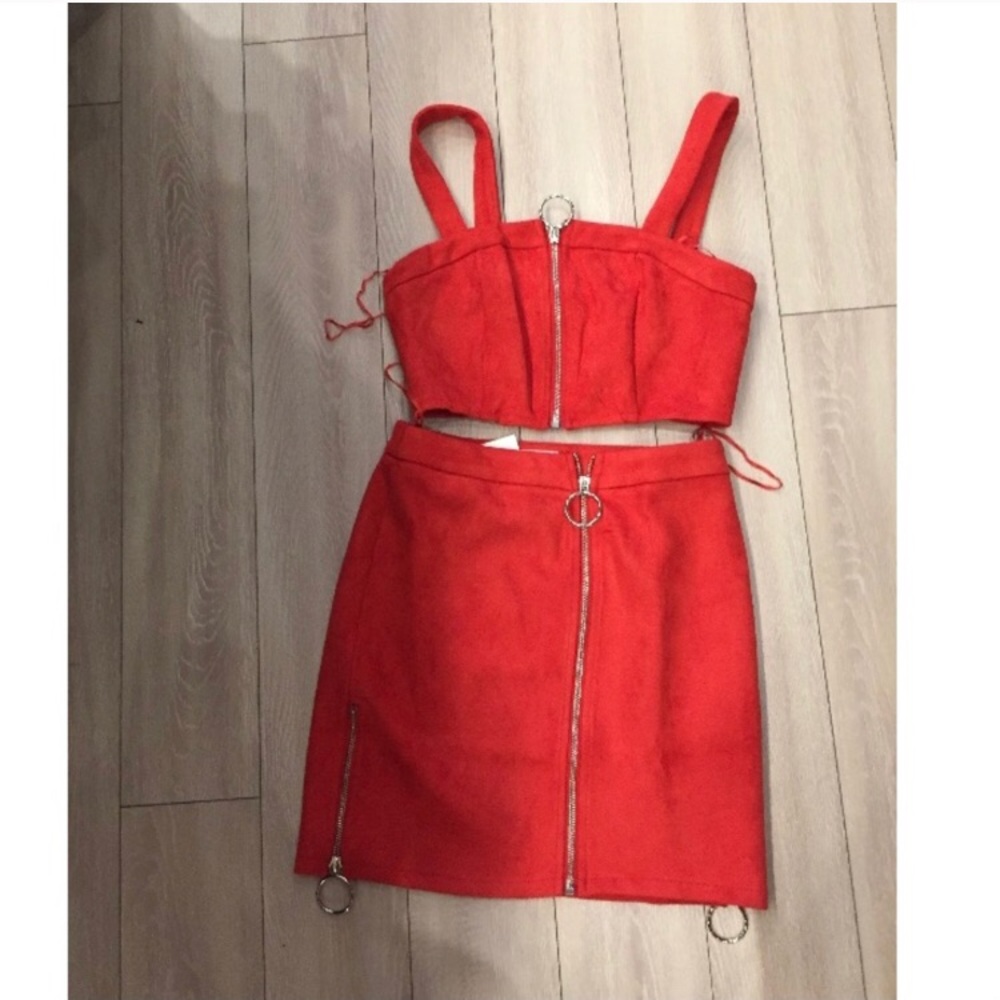 LF - Seek the Label - Two Piece